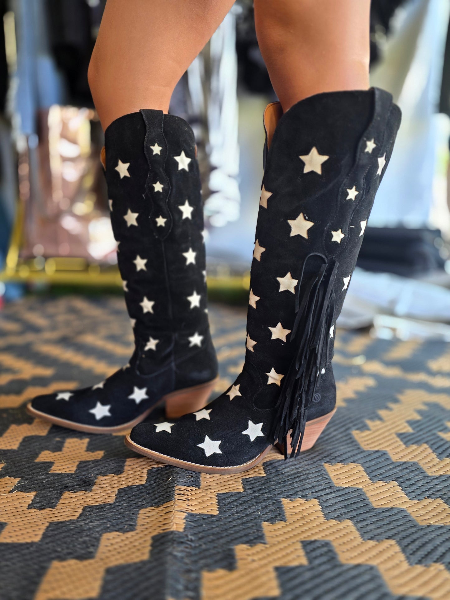 Dingo's Star Boots (black)