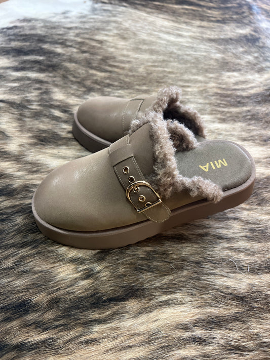 Mia Fuzzy Platform Clogs