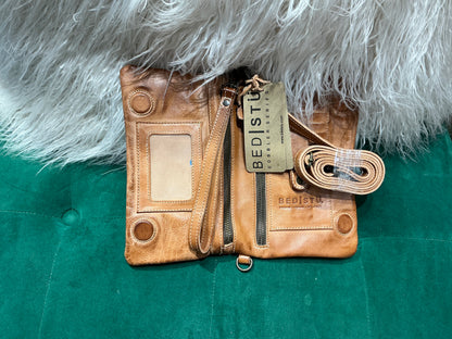 BED/STÜ Clutch/Crossbody Purse