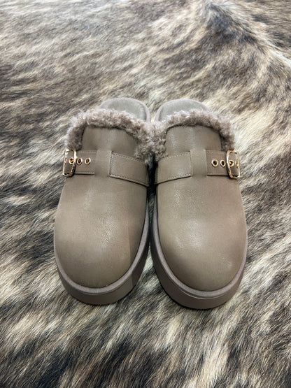 Mia Fuzzy Platform Clogs