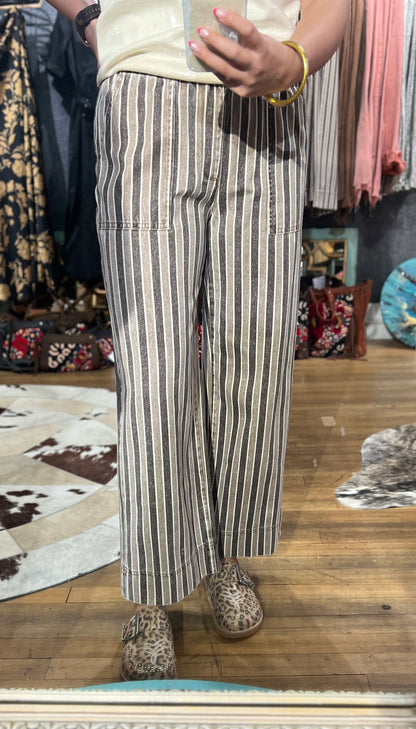 Brown multicolored striped pants