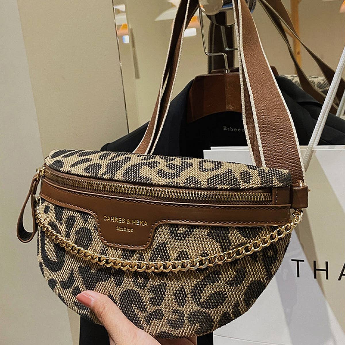 LEOPARD PRINT BLACK CHAIN STRAP FANNY BELT BAG_CWAB0923