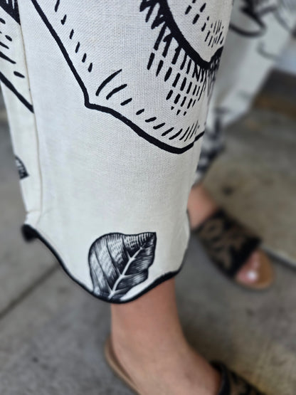 Floral Print Wide Leg Cropped Silhouette Pants